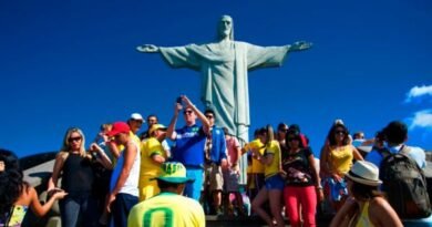 Foreign tourists near spending in Brazil to 2016 figures