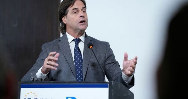 Lacalle Pou to seek Uruguay's joining TPP