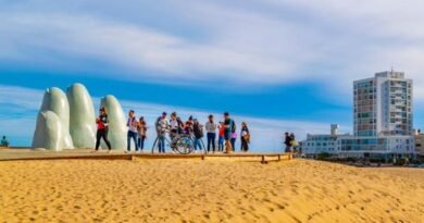 Uruguay demands foreign tourists have medical insurance