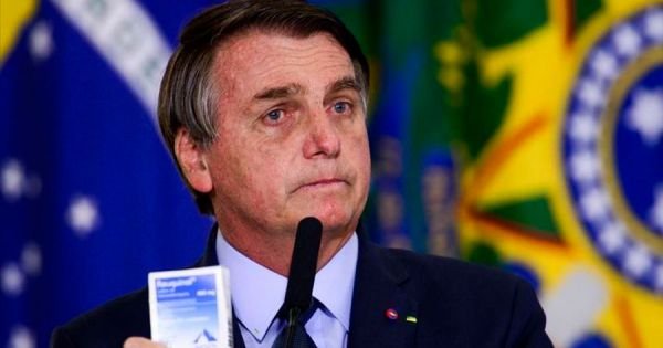 Did Bolsonaro get vaccinated against Covid-19?