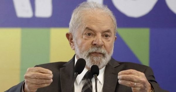 Brazilian President supports regulation of digital platforms