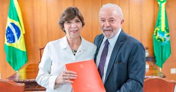 France's FM meets with Lula to prepare for Macron's trip