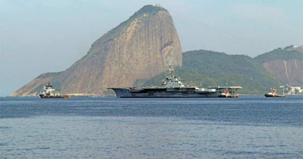 São Paulo aircraft carrier sank despite ecologists' opposition