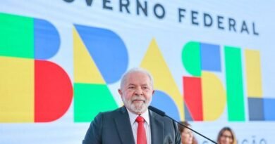 Lula postpones visit to China because of pneumonia, but huge Brazilian delegation in business negotiations