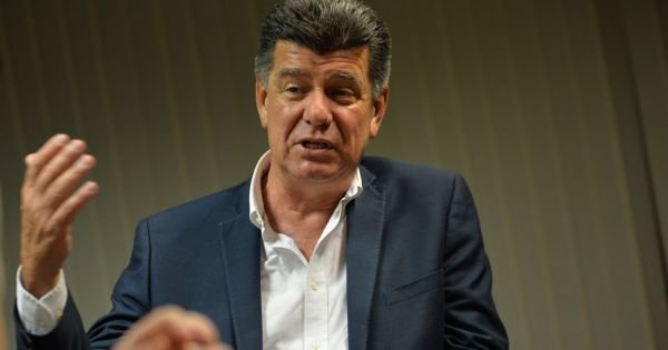 Peña is Cartes' puppet, Paraguayan Presidential hopeful Alegre argues