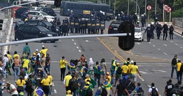 Brazil's Security Cabinet sacks military personnel involved in Jan. 8 riots