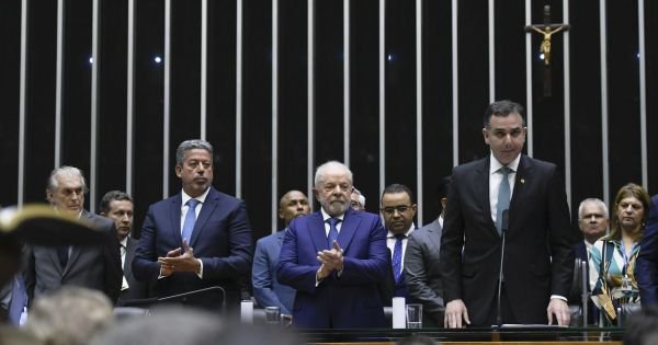 Lula sets up committee to work on legislating Uber-like work