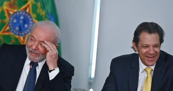 Lula favors popular car package