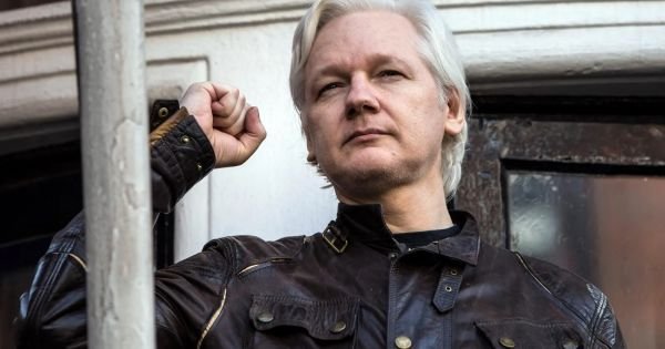 Assange's father thanks Brazil for supporting his son's release