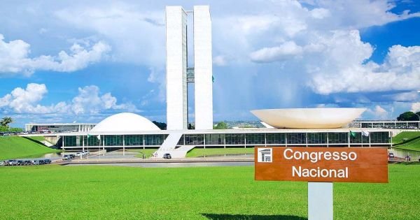 Brazil: Temporary tax on the super-rich enacted
