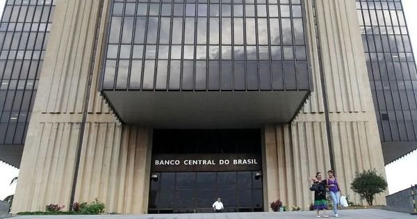 Brazil central bank lowers interest rate for second month running