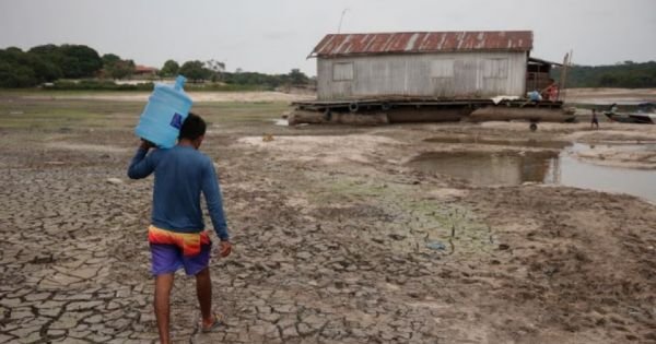 Amazonian rivers in Brazil hit by severe drought