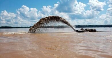 Brazil to begin dredging stretches of the Amazon fluvial network because of the drought