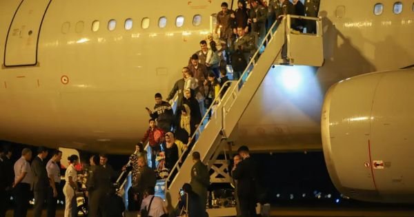 FAB aircraft carrying 48 evacuees from Gaza lands in Brasilia