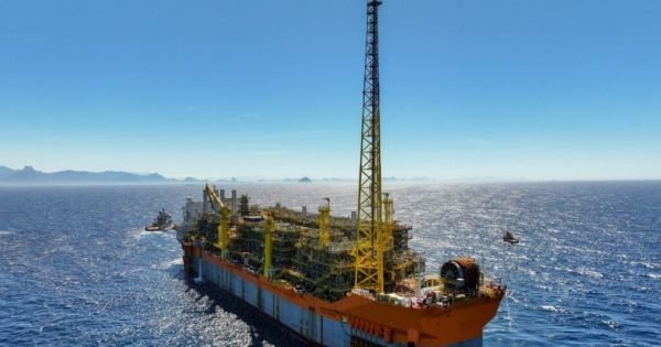 FPSO Sepetiba begins production at Petrobras’ third largest oil field off Brazil