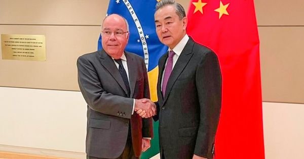 Foreign Ministers of Brazil and China holding key talks