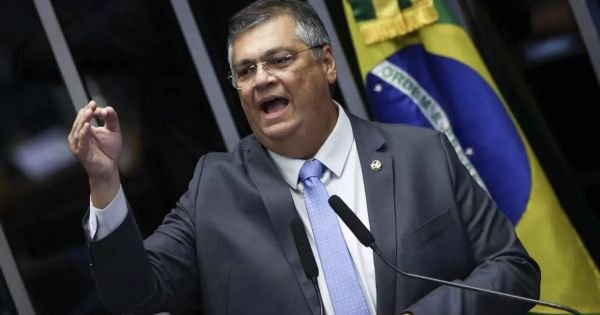 Brazil: Dino highlights separation of branches of gov't as he is sworn into the STF